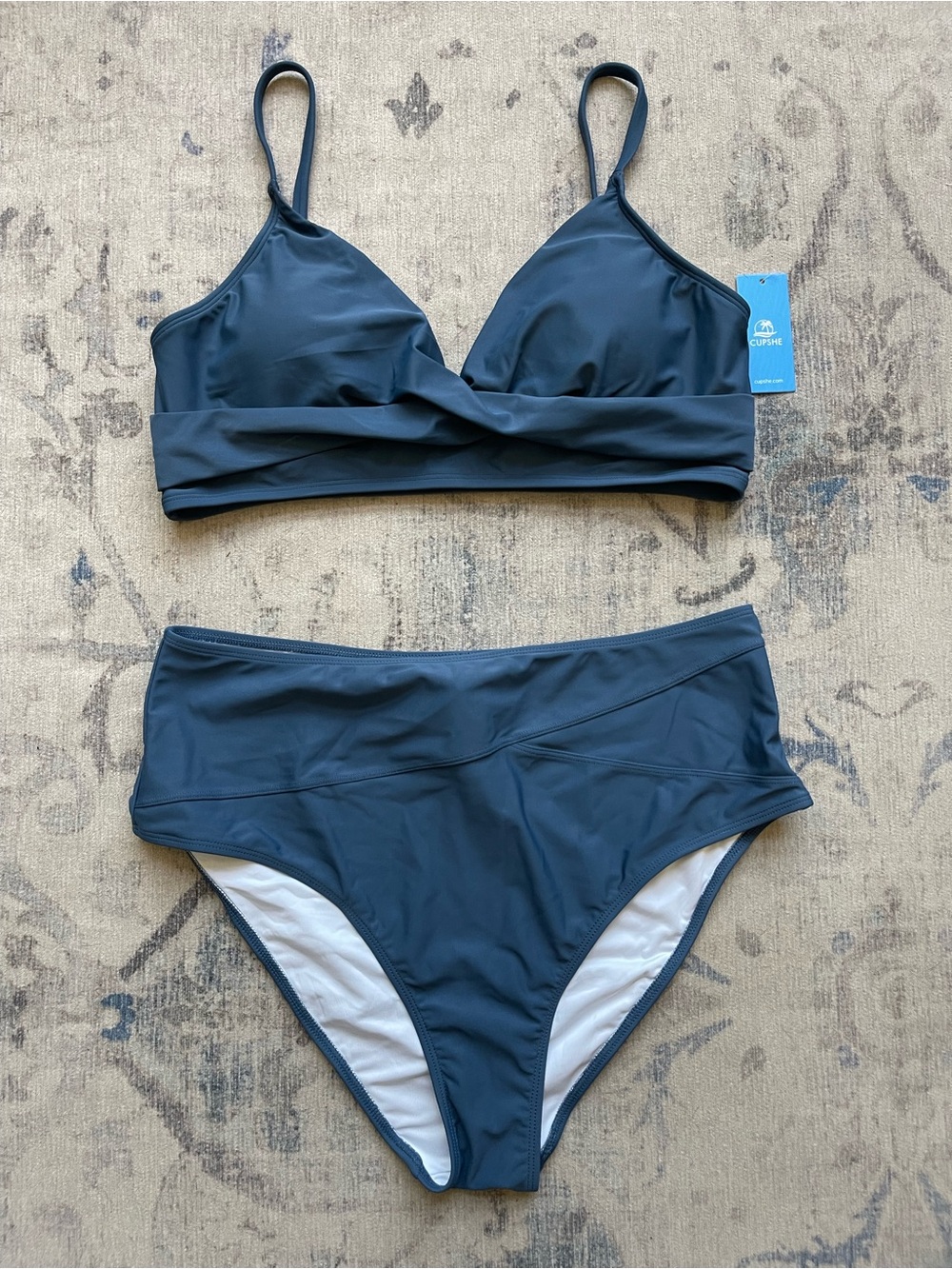 🌊 NWT Cupshe V-Neck Twist Front High Waist Bikini Set - XL 🌊
